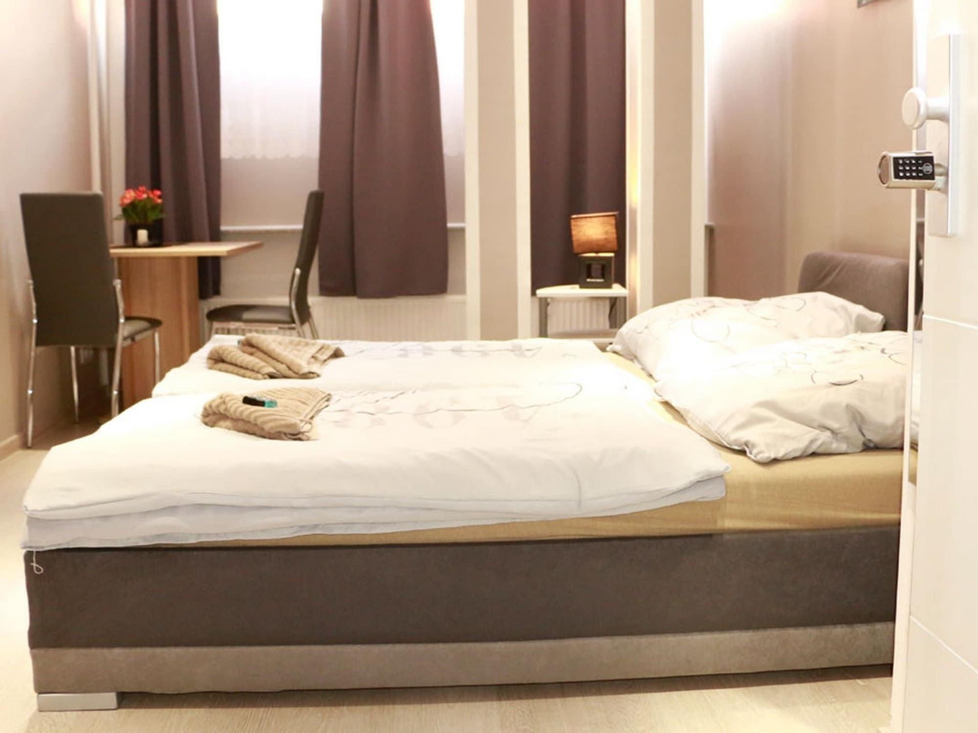 ברלין Amaya Motel מראה חיצוני תמונה